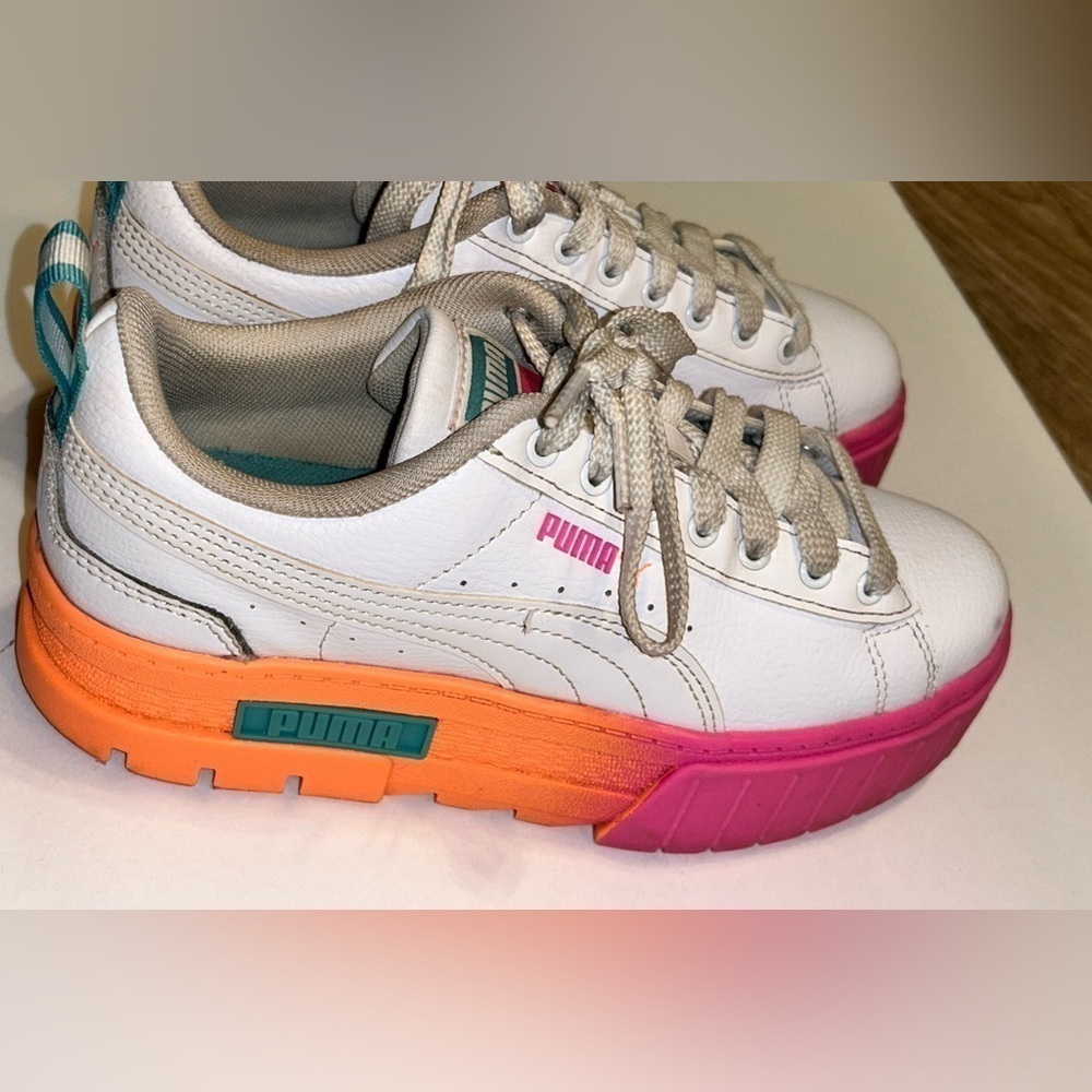 PUMA Mayze Daybreak "White/Pink" G​rade School Girls' Shoes - Picture 6 of 13